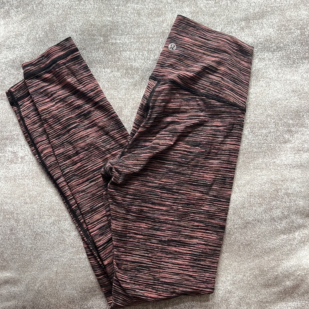 LIKE NEW lululemon leggings